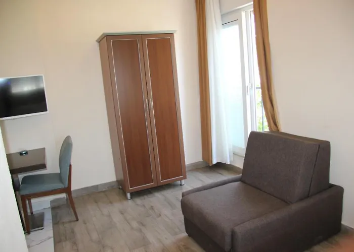 House - 18 أنطاليا