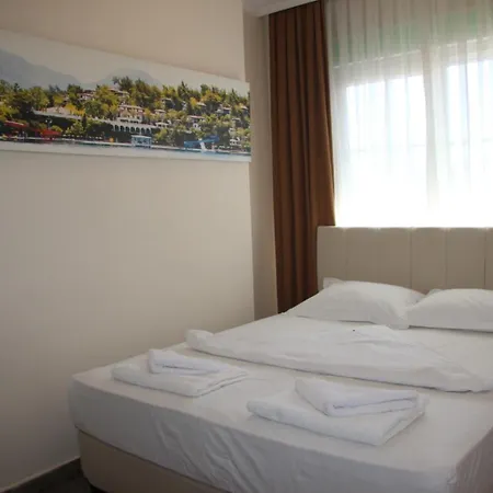 House - 18 Apartman